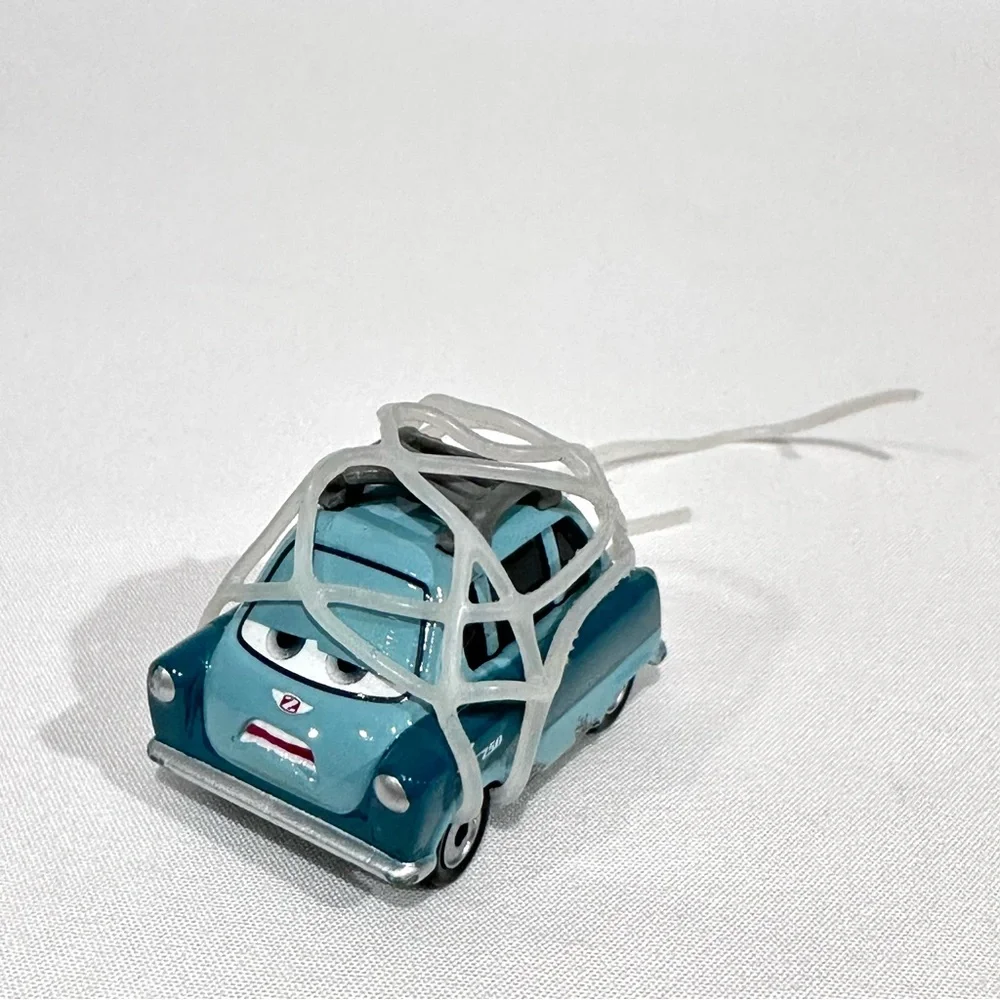 Disney Pixar Cars 2 RARE Captured Professor Z with Netting Die-cast Mattel